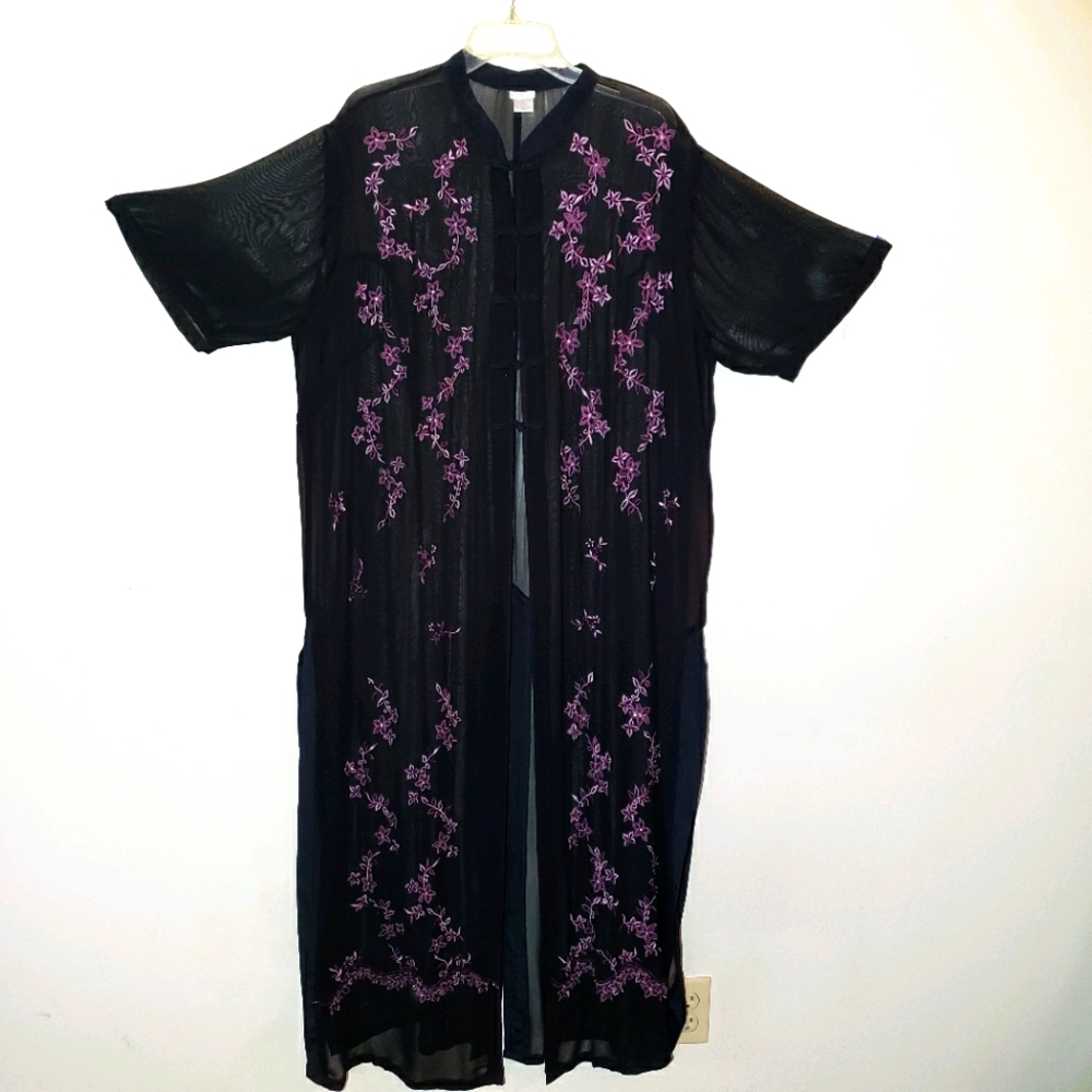 I Rose Shear Black Embroidered Kimono size 3X